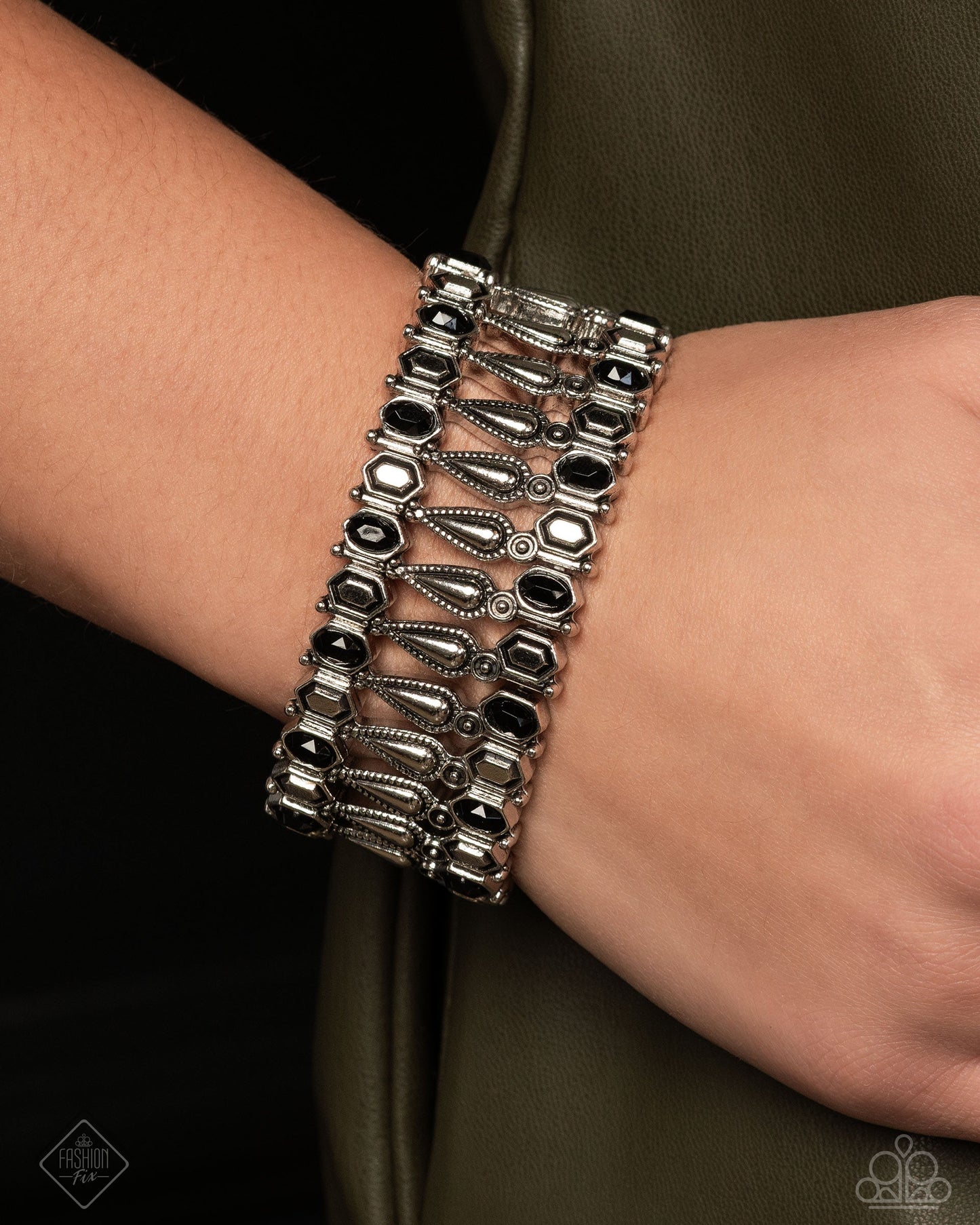 Festival Fencing Silver Stretch Bracelet (DEC 2024 Sunset Sightings)