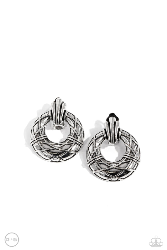 Metro Voyage Silver